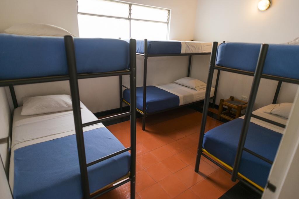 Saman Hostel Medellin Ngoại thất bức ảnh